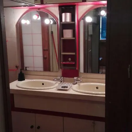 Studio 65 Apartment *